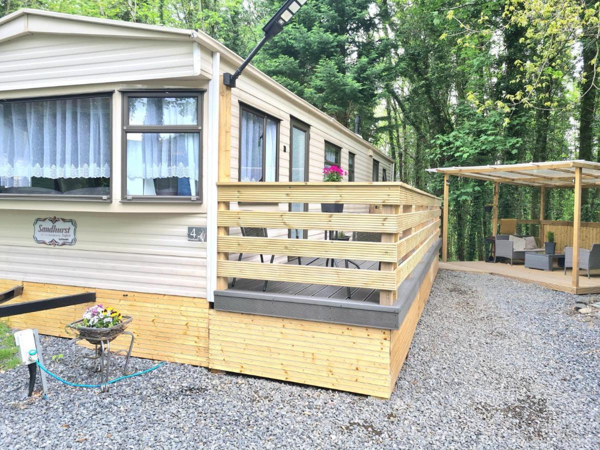 Unique Caravan With Outdoor Space Ballantrae Exterior foto